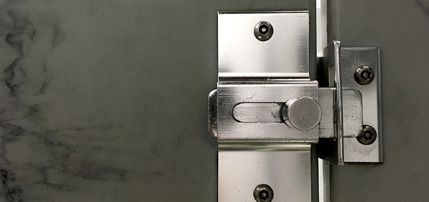 Fix A Room Door Lock in Cloverdale, CA