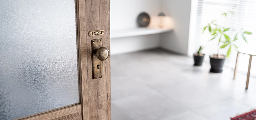 Deadbolt Door Lock Knob Repair in Cloverdale, California